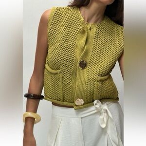 Zara Green Knit Sleeveless Cardigan